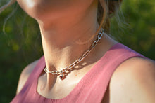 Charger l'image dans la galerie, Chaîne artisanale en argent 925/000 & grenat rhodolite