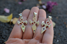 Charger l'image dans la galerie, Collier Croix de Thot, péridot, citrine &amp; argent 925
